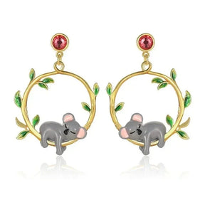 Par de aretes de koala en oro de 18 quilates