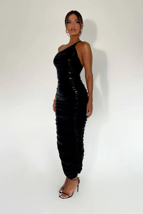Vestido Metálico Preto Giorgia – Elegância e conforto para o dia a dia
