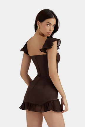 Vestido Chocolate Elena – Sofisticação com caimento perfeito