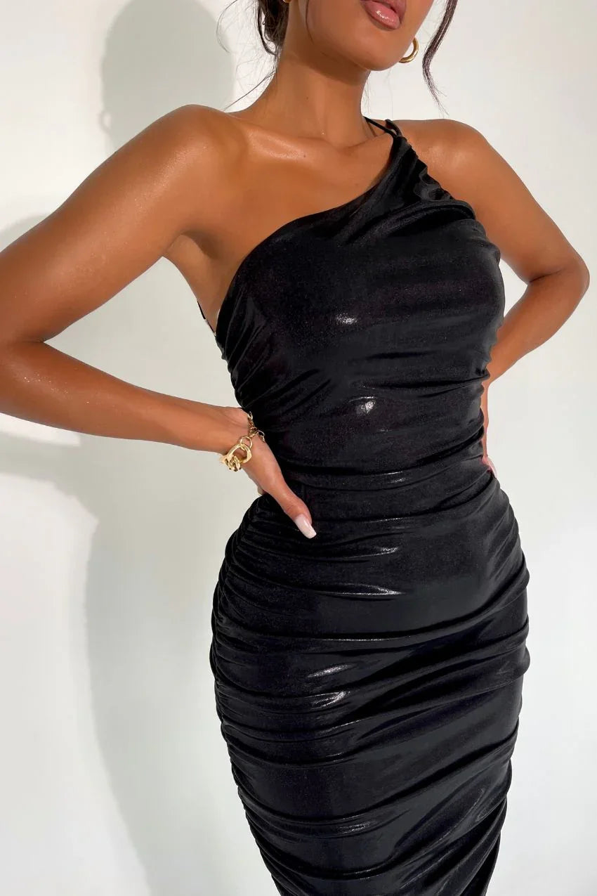 Vestido Metálico Preto Giorgia – Elegância e conforto para o dia a dia