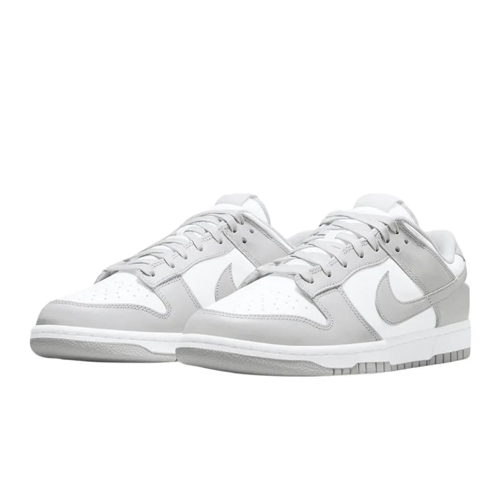 SB Dunk Low Blanco Gris Neutro Novo