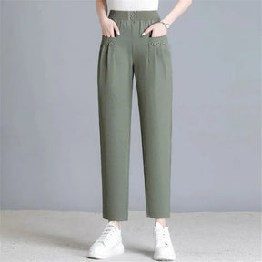 Pantalones Giana: versátiles, ligeros y muy elegantes.