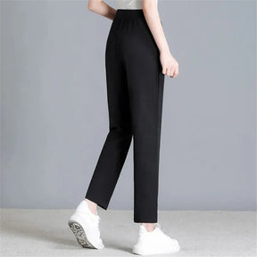 Pantalones Giana: versátiles, ligeros y muy elegantes.