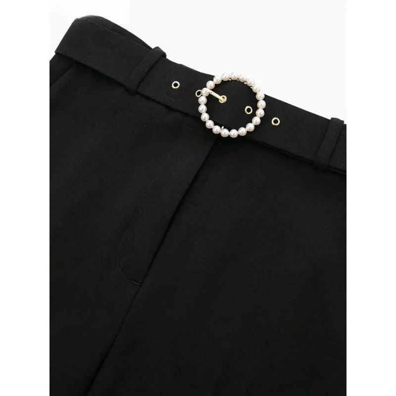 Pantalones Jaylee: Elegancia y comodidad para el día a día.