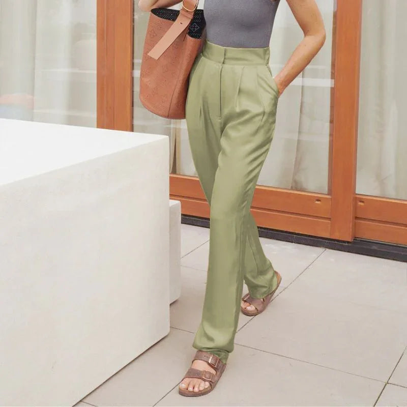 Nancy Pants – Modern design with a classic touch