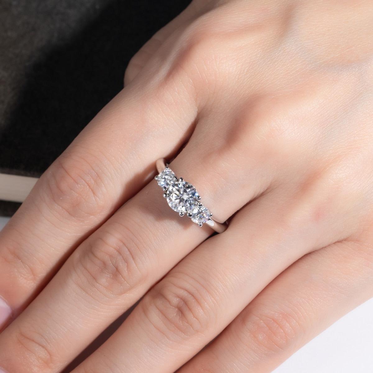 Anel de Noivado Triplo Brilho Moissanite - Sundian