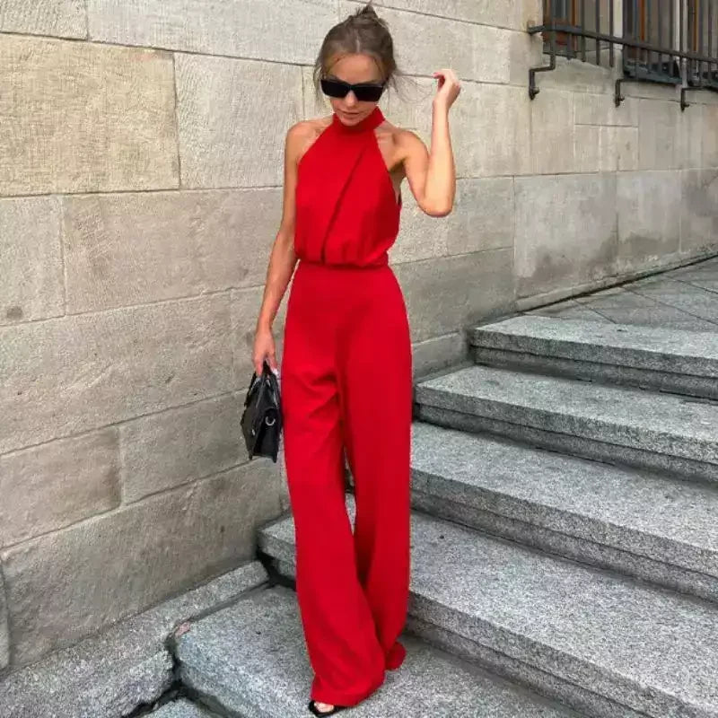 Estela Jumpsuit – Modern design with a classic touch 