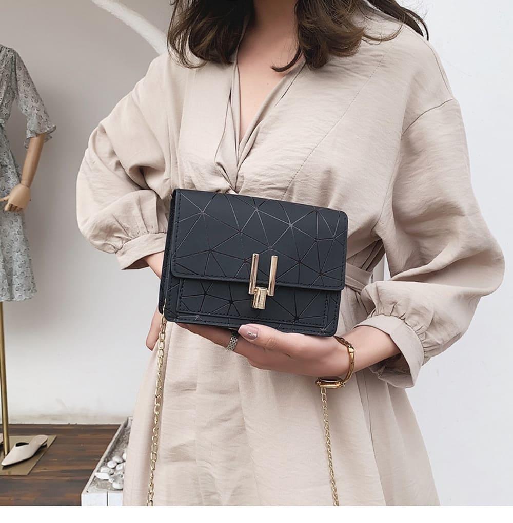 Bolsa de Ombro Feminina Pequena Camille Berny - Sundian
