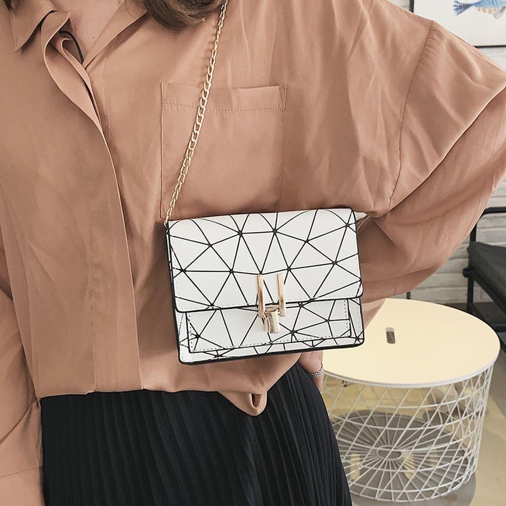 Bolsa de Ombro Feminina Pequena Camille Berny - Sundian