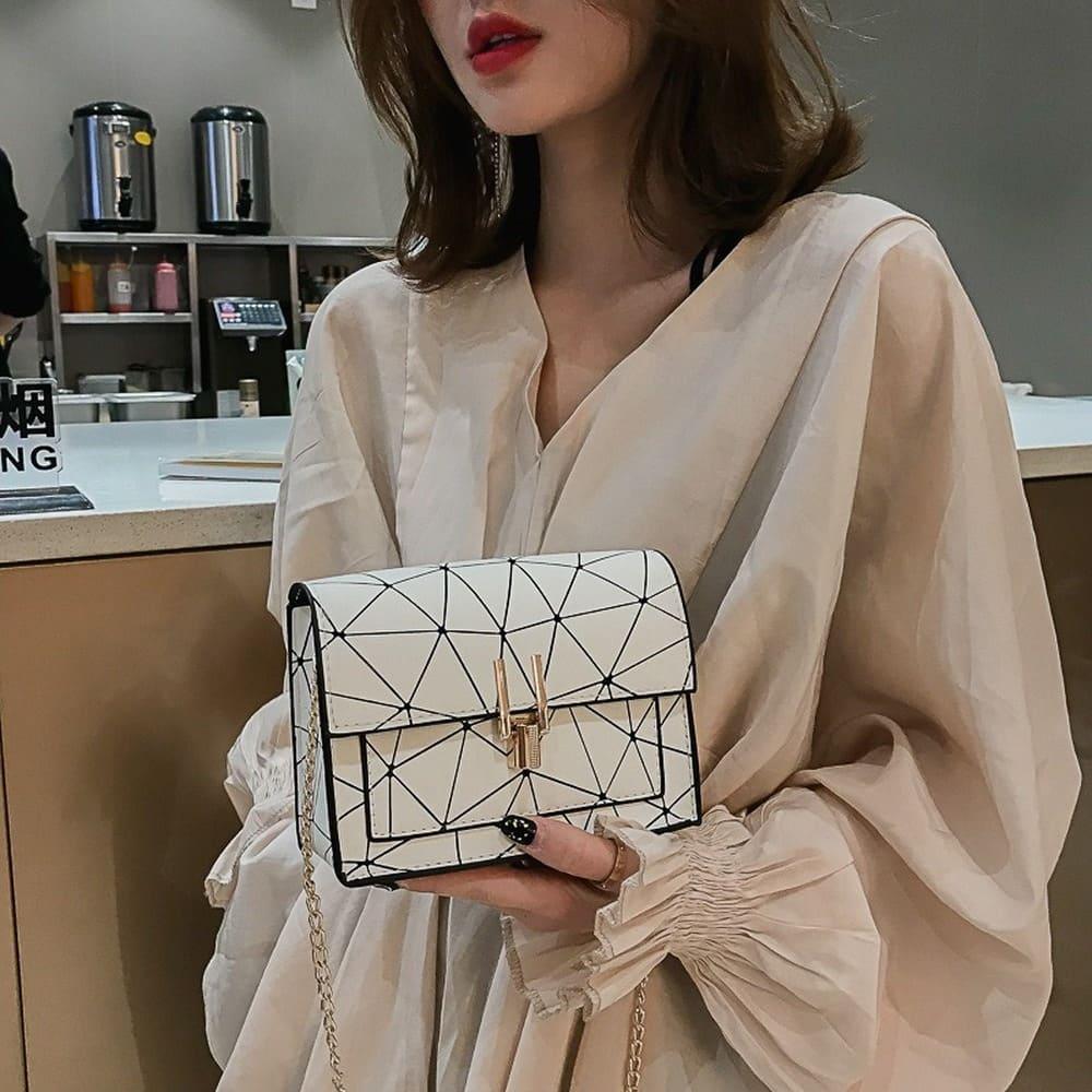 Bolsa de Ombro Feminina Pequena Camille Berny - Sundian