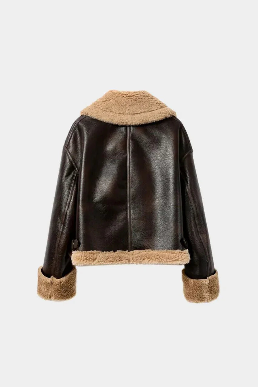 Casaco Feminino de Pele Vintage – Elegância e conforto para o dia a dia
