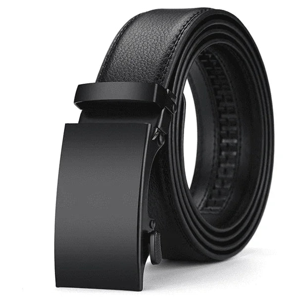 Cinturón de cuero para hombre con hebilla negra 