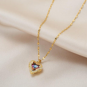 Colar de Coração Cravejado e Banhado a Ouro 18K