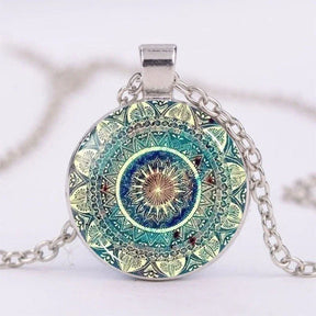 Conjunto de collar, pulsera y pendientes