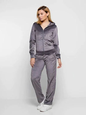 Conjunto de chándal de felpa para mujer: un look encantador para brillar