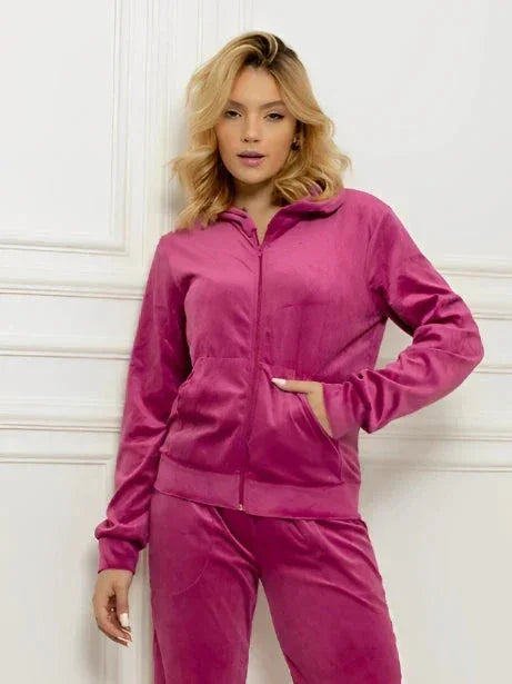 Conjunto de chándal de felpa para mujer: un look encantador para brillar