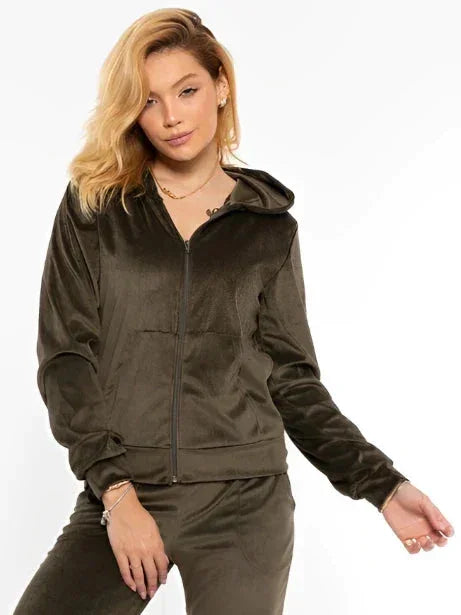 Conjunto de chándal de felpa para mujer: un look encantador para brillar