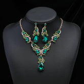 Conjunto de collar y pendientes de cristal de lujo