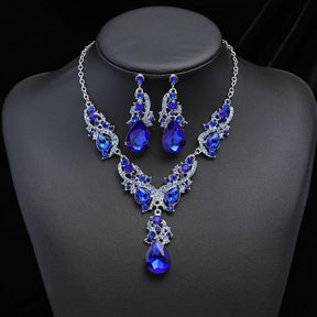 Conjunto de collar y pendientes de cristal de lujo