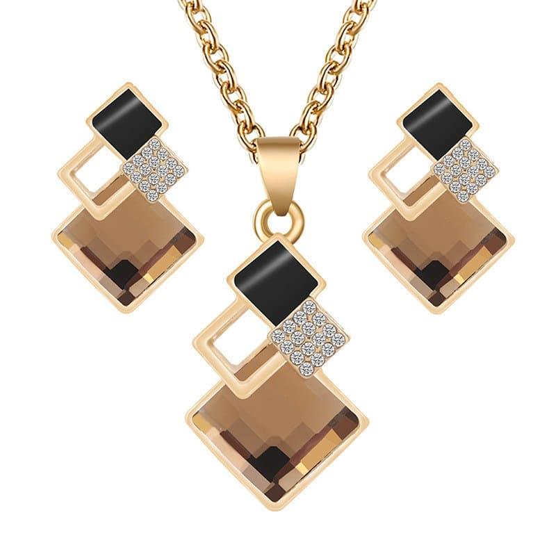 Conjunto de collar y pendientes geométricos de lujo