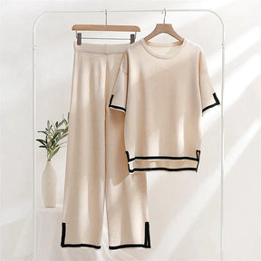 Conjunto de punto para mujer de nueva temporada: tacto suave y aspecto encantador. 