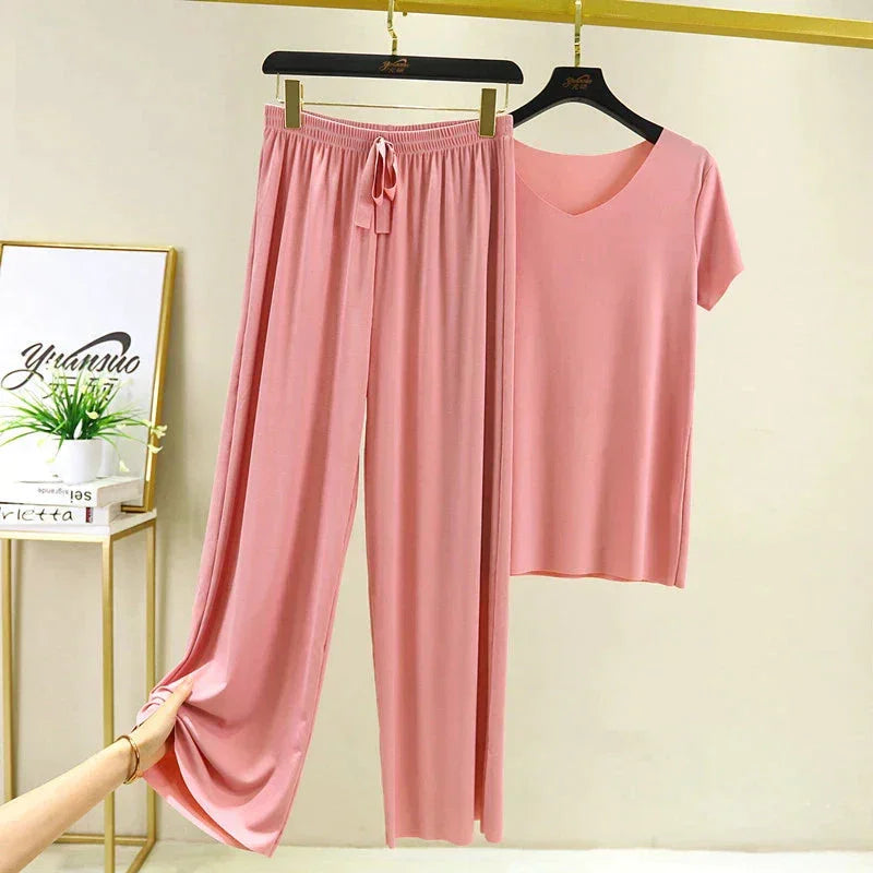 Conjunto Confort de Verano para Mujer: Encanto y ligereza en un solo look 