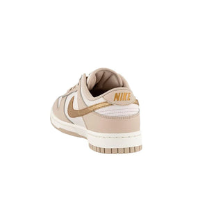 SB Dunk Low color piel y dorado
