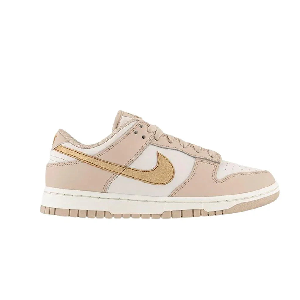 SB Dunk Low color piel y dorado