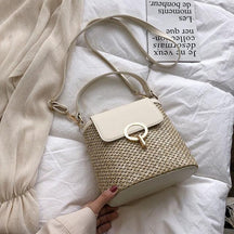Bolsa Transversal de Palha Anne