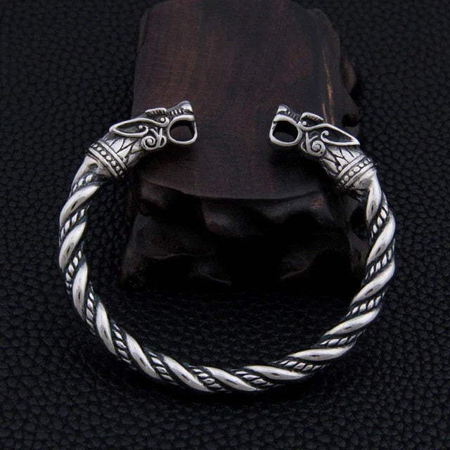 Pulsera de mitología vikinga