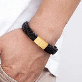 Pulsera de cuero artesanal 