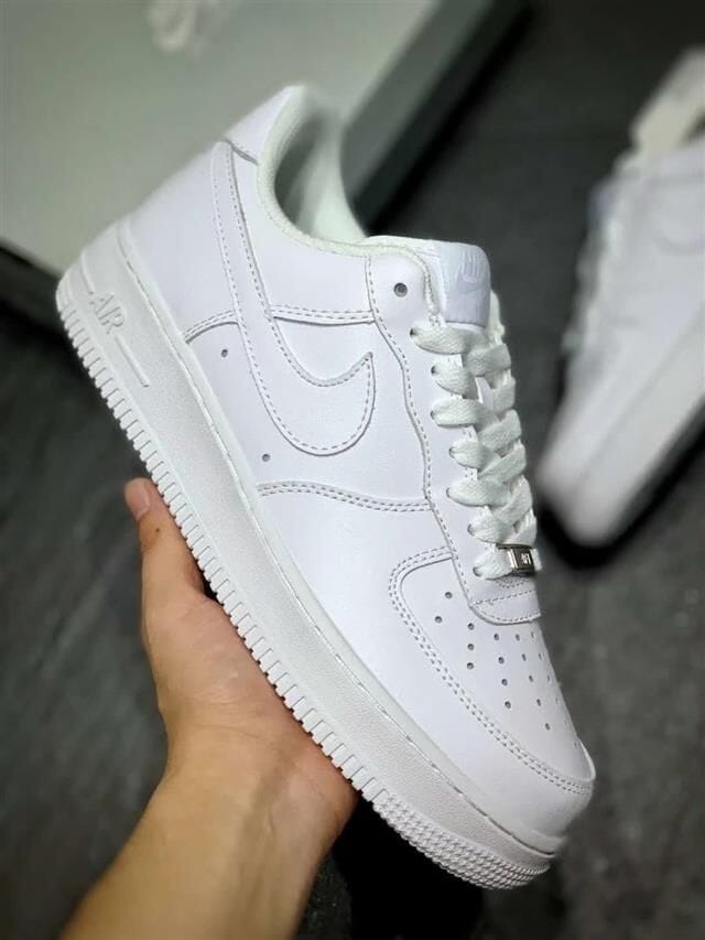 Tênis Nike AIR FORCE com Frete Grátis